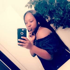 Meet your Posher, Cece